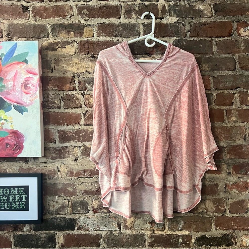 Lightweight Pink Heathered V-Neck Poncho Top